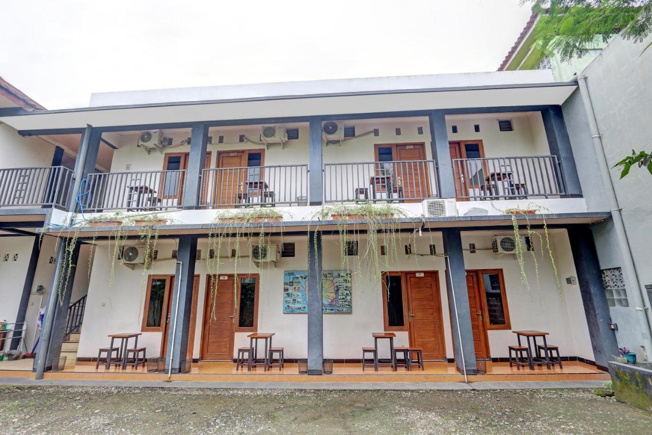Hotel Wisma Ck Kebumen Εξωτερικό φωτογραφία