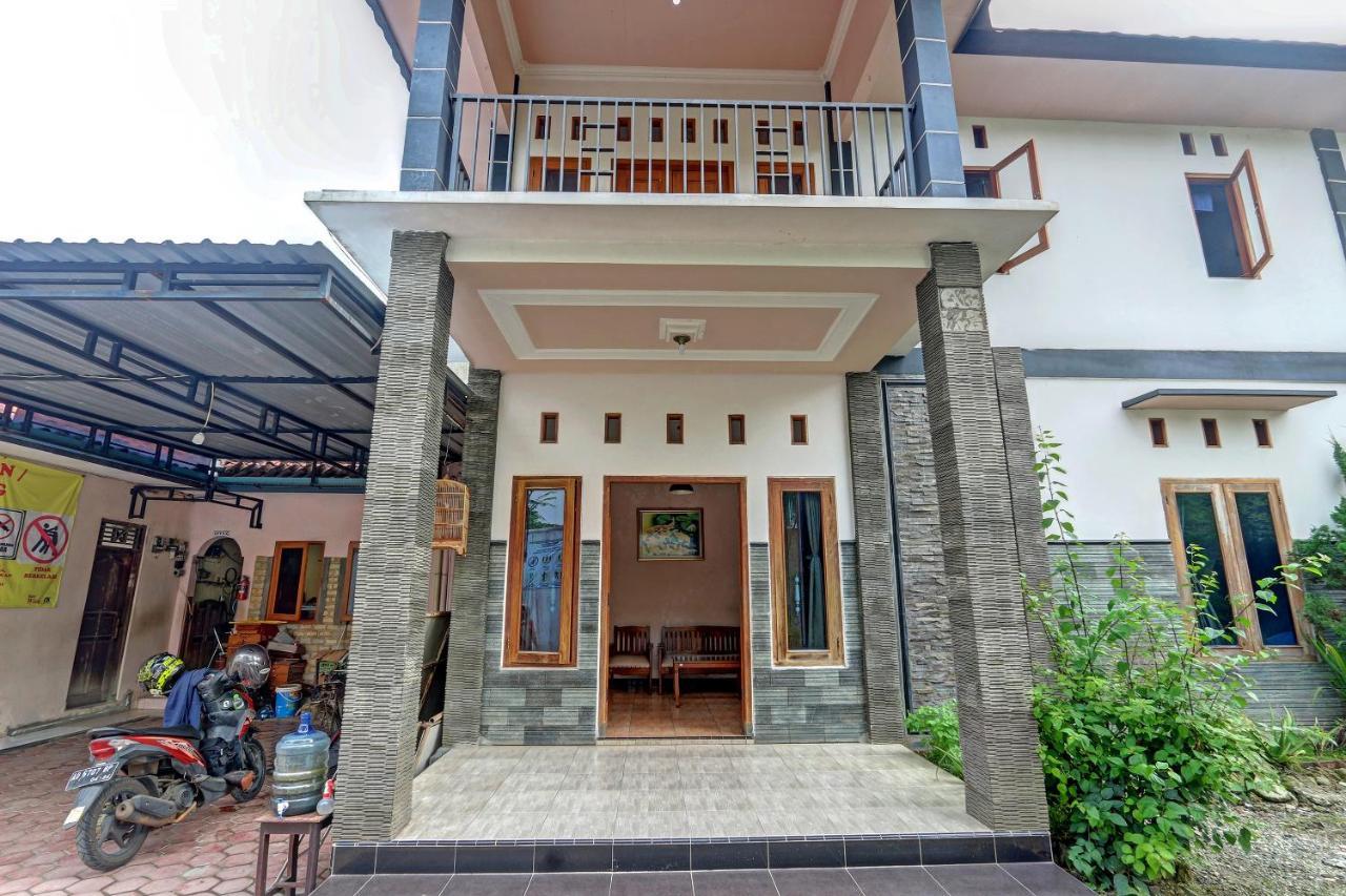 Hotel Wisma Ck Kebumen Εξωτερικό φωτογραφία