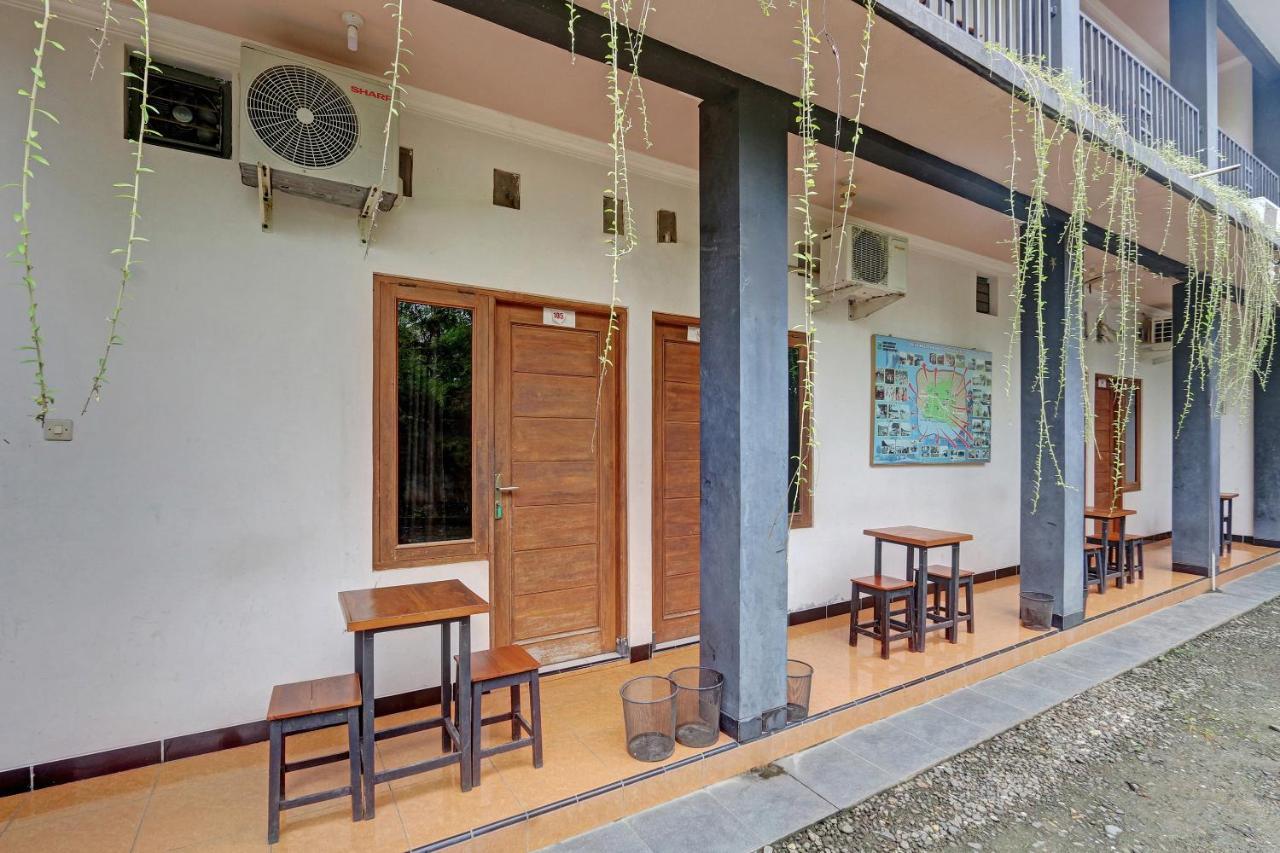 Hotel Wisma Ck Kebumen Εξωτερικό φωτογραφία