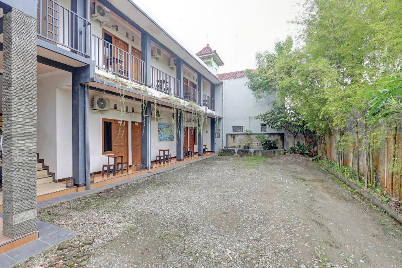 Hotel Wisma Ck Kebumen Εξωτερικό φωτογραφία